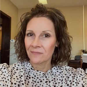 Meet your Posher, Dawn